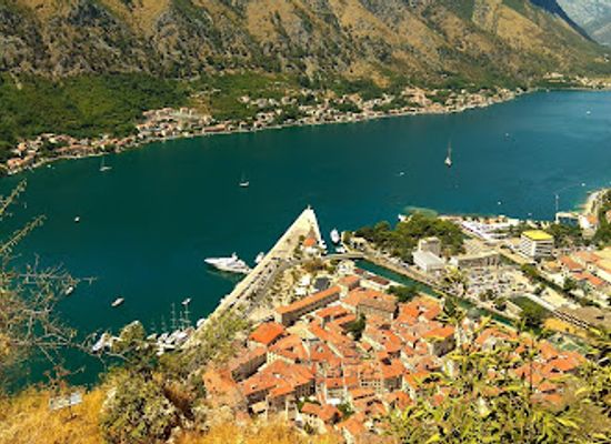 montenegro/kotor-bay/landmark/kampana-tower