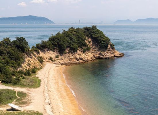 japan/naoshima-island/landmark/issen