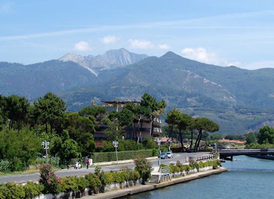 italy/versilia/landmark/fiume-versilia