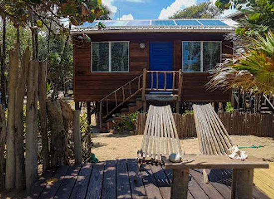 belize/southern-belize/landmark/leaning-palm-resort