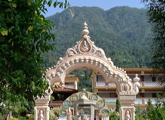india/rishikesh/ram-jhula/landmark/parmarth-niketan-ashram