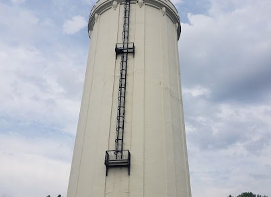 kansas/marais-des-cygnes/landmark/frank-t-riley-memorial