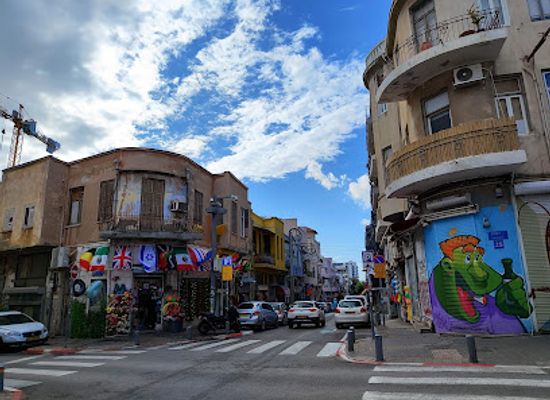 israel/tel-aviv-district/landmark/levinsky-market-apartment
