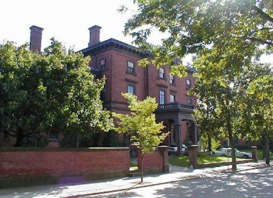 rhode-island/providence/college-hill/landmark/lippitt-house-museum