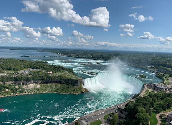 canada/niagara-falls/landmark/maid-of-the-mist