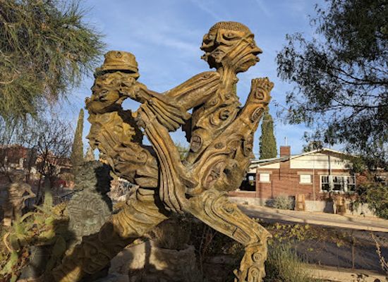 texas/el-paso/landmark/surreal-sculpture-garden