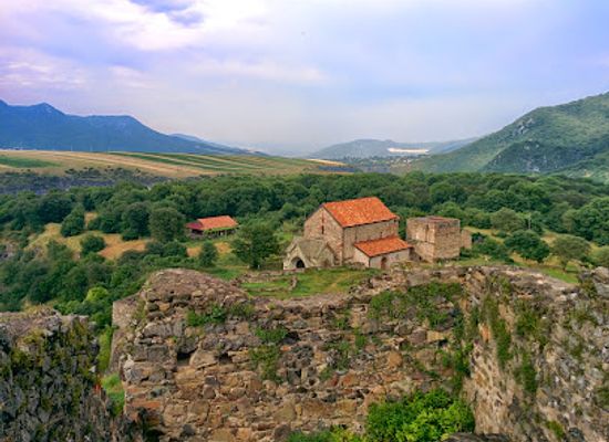 georgia/kvemo-kartli/landmark/dmanisi-museum-reserve-archaeological-site