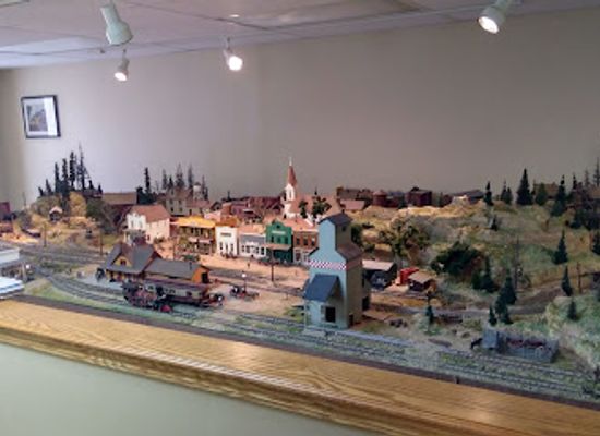 kansas/wichita/landmark/wichita-toy-train-club-museum