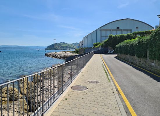 slovenia/izola/landmark/pasja-plaza-izola