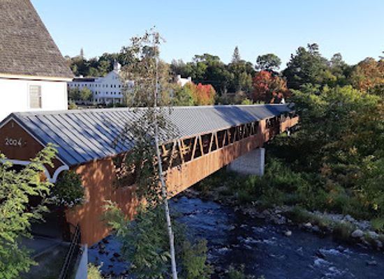 vermont/upper-valley/landmark/riverwalk-covered-bridge