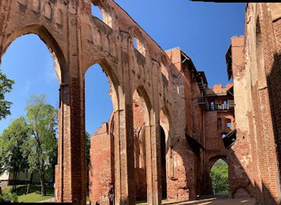 estonia/tartu-county/landmark/ruins-of-tartu-cathedral
