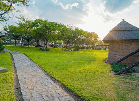 zimbabwe/gweru/landmark/sunset-gardens-gweru