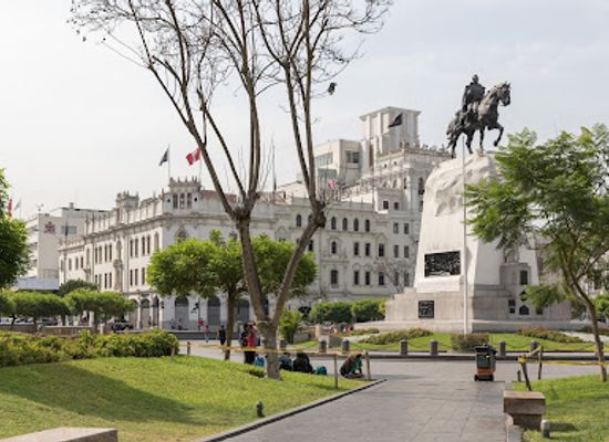 peru/san-martin/landmark/monumento-a-san-martin