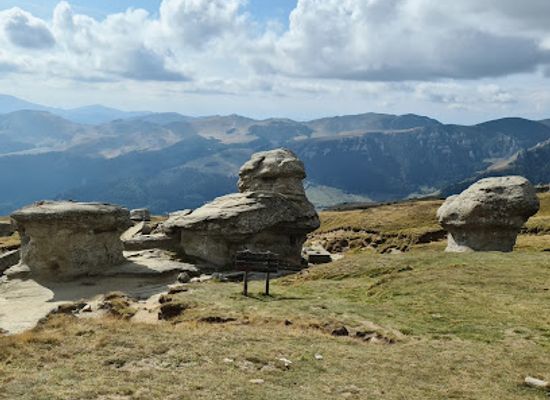 romania/prahova-valley/landmark/sphinx