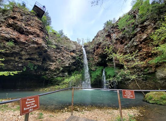oklahoma/red-river-valley/landmark/natural-falls-state-park