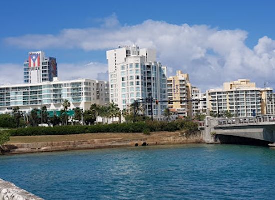 puerto-rico/port-of-san-juan/landmark/estatua-al-sanjuanero