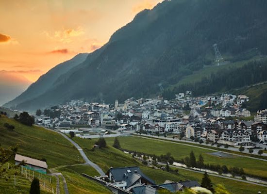 austria/ischgl/landmark/tourism-association-paznaun-ischgl