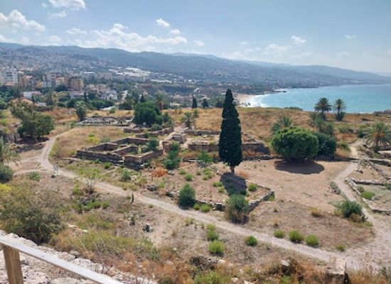 lebanon/byblos/landmark/el-l-shaped-temple