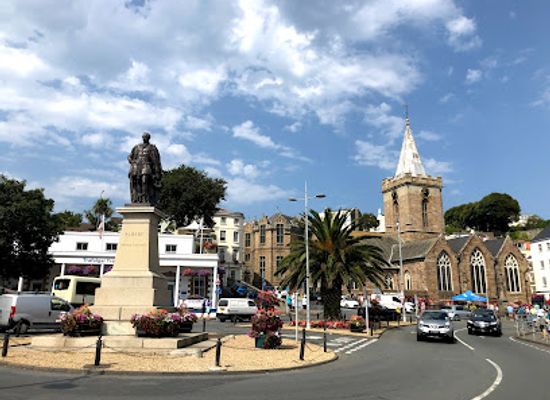 guernsey/perelle-bay/landmark/town-church-of-st-peter-port