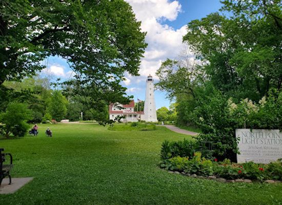 wisconsin/eastern-ridges-and-lowlands/landmark/north-point-lighthouse