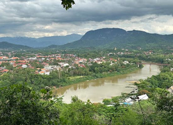 laos/northern-laos/landmark/phousi-hill