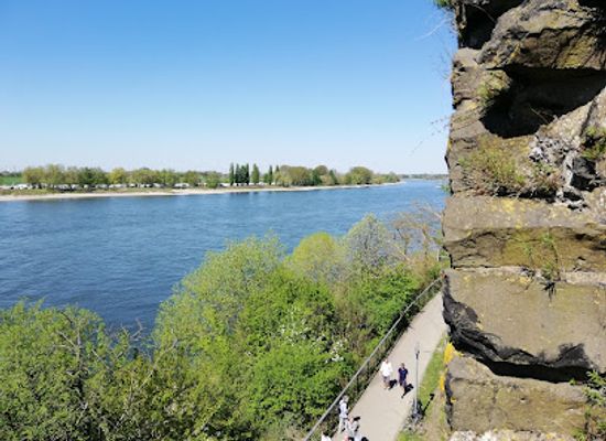 germany/lower-rhine/landmark/kaiserpfalz-kaiserswerth