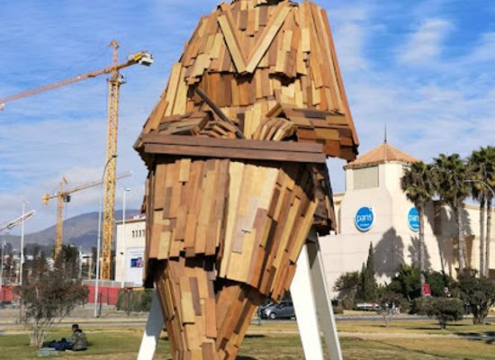 chile/coquimbo/landmark/monumento-a-gabriela-mistral