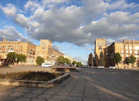ukraine/zaporizhzhia/landmark/zaporizka-square