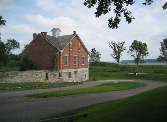 illinois/central-illinois/landmark/nauvoo-house