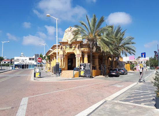 cyprus/protaras/landmark/waves-cocktail-bar