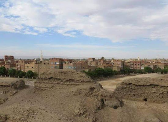 egypt/upper-egypt/landmark/kom-al-sultan