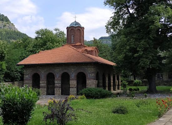 bulgaria/danubian-plain/landmark/church-of-st-peter-and-paul