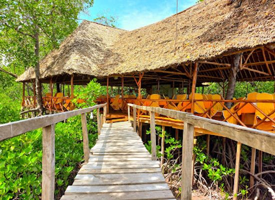 kenya/watamu/landmark/crab-shack-dabaso-mida-creek