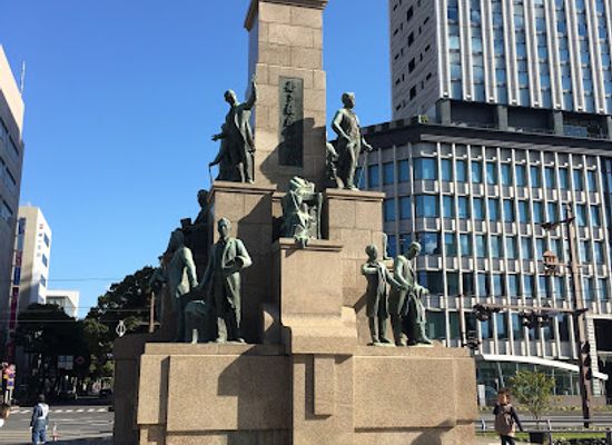 japan/satsuma/landmark/statues-of-satsuma-domain-samurais