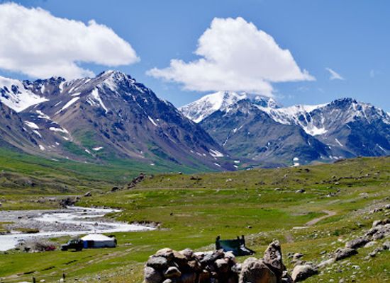 mongolia/zavkhan-river-valley/landmark/altai-tavan-bogd-national-park