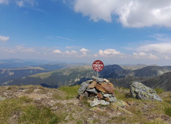 romania/parang-mountains/landmark/varful-stoinita-muntii-parang