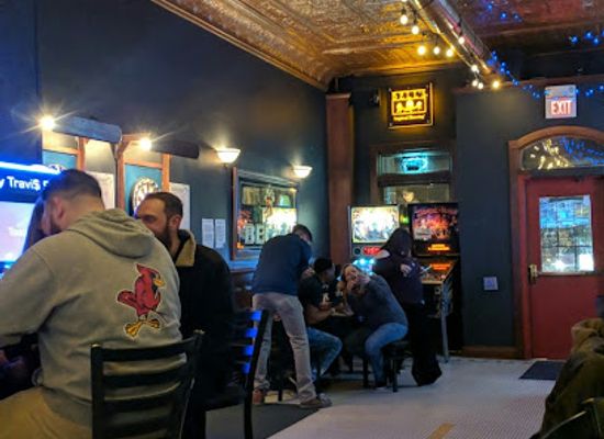 illinois/champaign/landmark/bentley-s-pub