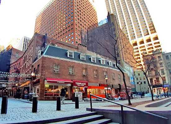 new-jersey/jersey-city/landmark/portal-down-to-old-new-york