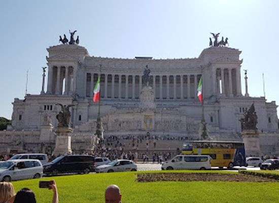 italy/rome/landmark/fontana-dell-adriatico