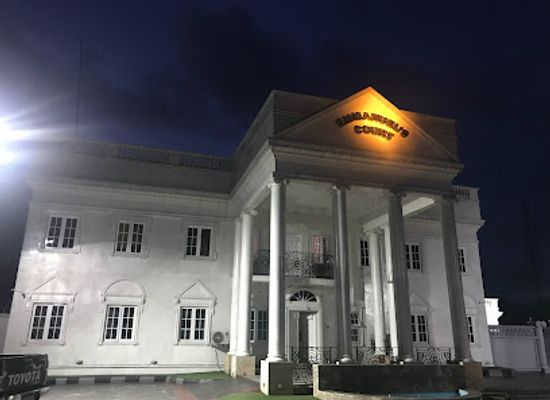 nigeria/uyo/shelter-afrique/landmark/emmanuel-s-court