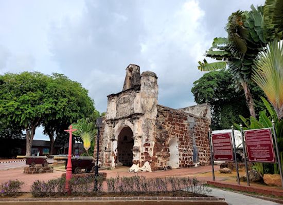 malaysia/malacca/taman-melaka-raya/landmark/a-famosa