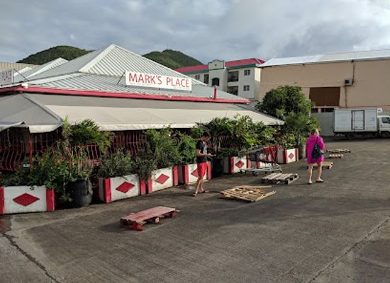 sint-maarten/oyster-pond/landmark/mark-s-place-good-oxtails