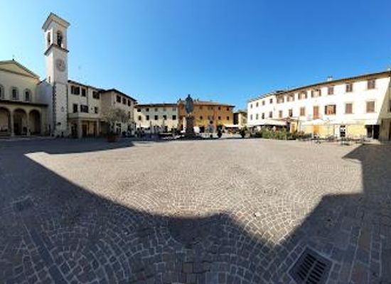 italy/casentino/landmark/piazza-giotto