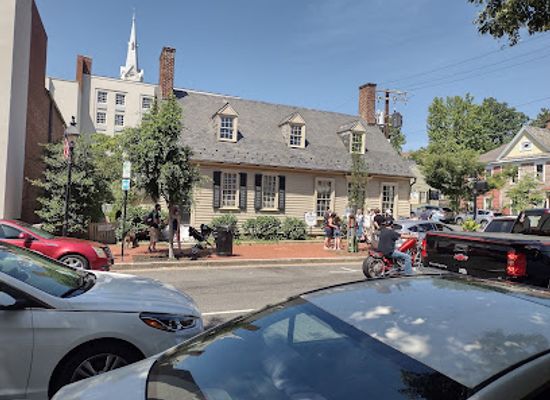 virginia/fredericksburg/landmark/hugh-mercer-apothecary-shop