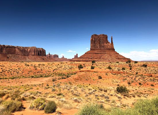 arizona/monument-valley/landmark/the-cube-monument-valley