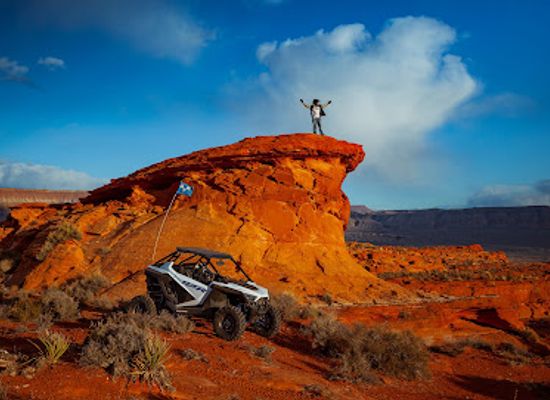 utah/dixie/landmark/mad-moose-rentals-tours-sand-hollow