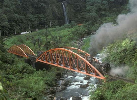 indonesia/west-sumatra/landmark/djambatan-kareta-tempoe-doeloe