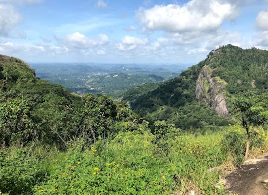 sri-lanka/kegalle-district/landmark/balumgala