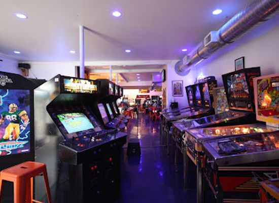 washington/kitsap-peninsula/landmark/waterland-arcade