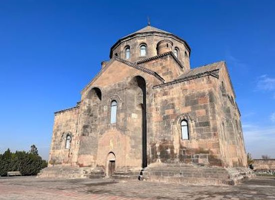 armenia/aparan/landmark/saint-hripsime-church